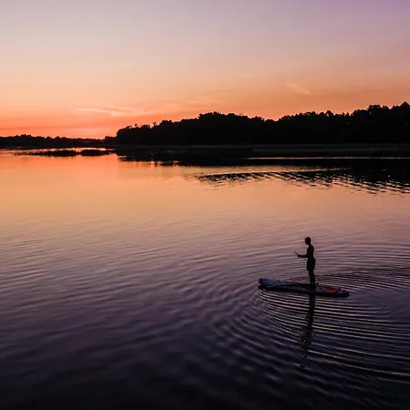 W Osrodku Taurus Nad Jeziorem Lubie *