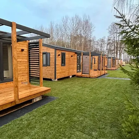 W Osrodku Taurus Nad Jeziorem Lubie Tatil parkı *