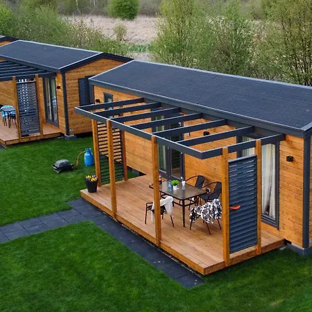 W Osrodku Taurus Nad Jeziorem Lubie Holiday park Linowo (Drawsko)