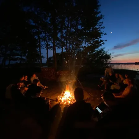 W Osrodku Taurus Nad Jeziorem Lubie Holiday park Linowo (Drawsko)